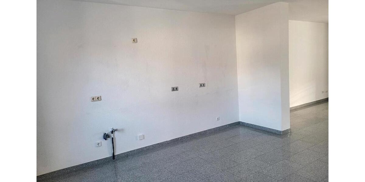 Etagenwohnung Blieskastel - 3 Zimmer, 95 m&sup2;, 760&euro; | Angebot:25419301
