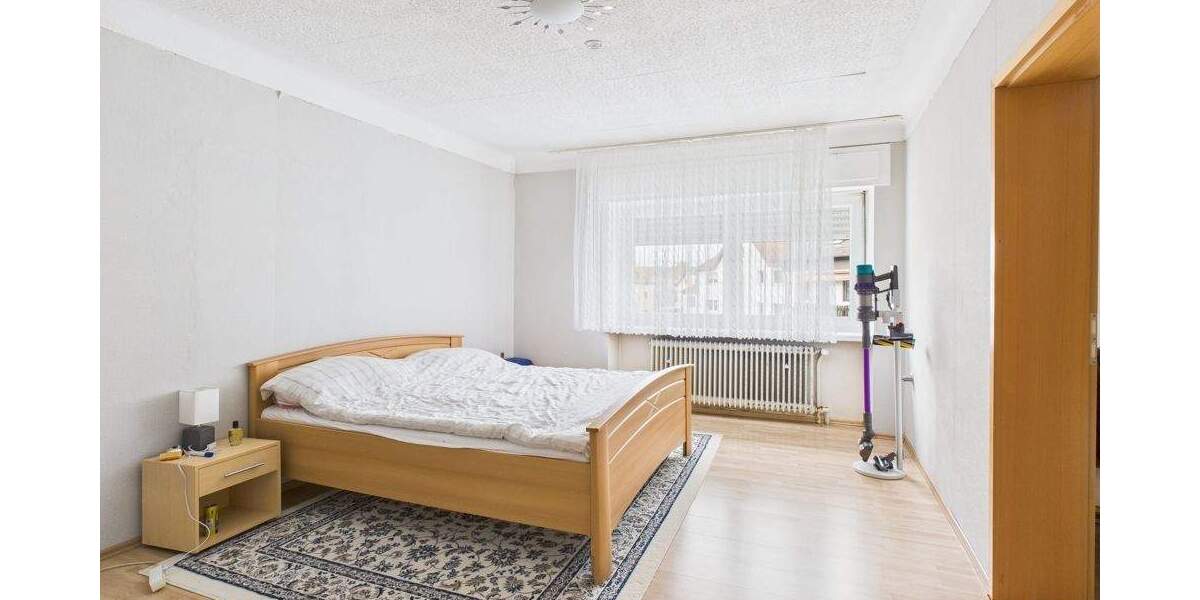 Mehrfamilienhaus, Wohnhaus Eppelborn / Wiesbach Wiesbach - 7 Zimmer, 239 m&sup2;, 195.000&euro; | Angebot:25687894