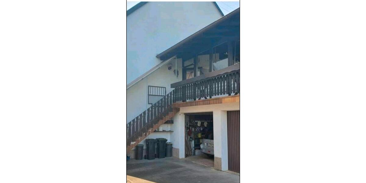 Einfamilienhaus Gries - 10 Zimmer, 200 m&sup2;, 175.000&euro; | Angebot:26222784