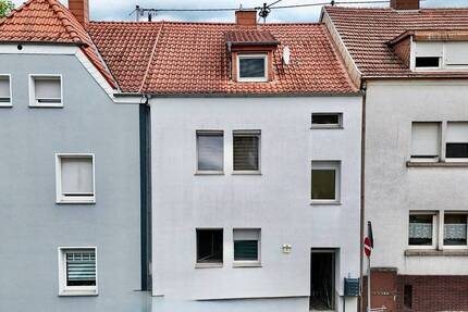 Haus Neunkirchen Innenstadt - 6 Zimmer, 153 m&sup2;, 295.000&euro; | Angebot:26863087