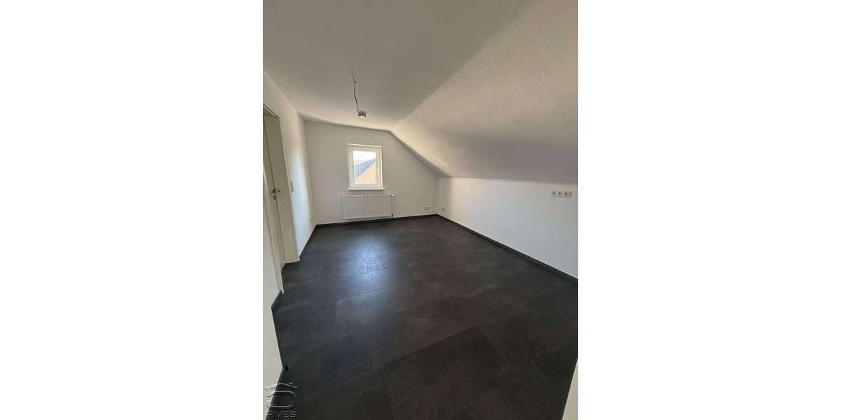 Etagenwohnung Saarbrücken Dudweiler - 2 Zimmer, 37 m&sup2;, 340&euro; | Angebot:26130848