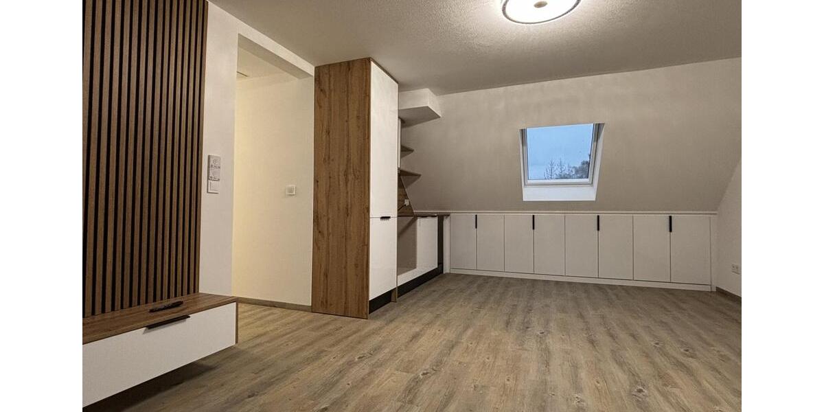 Etagenwohnung Homburg - 2 Zimmer, 40 m&sup2;, 700&euro; | Angebot:25400432