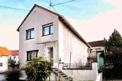 Haus Kleinblittersdorf - 7 Zimmer, 145 m&sup2;, 165.000&euro; | Angebot:25282151