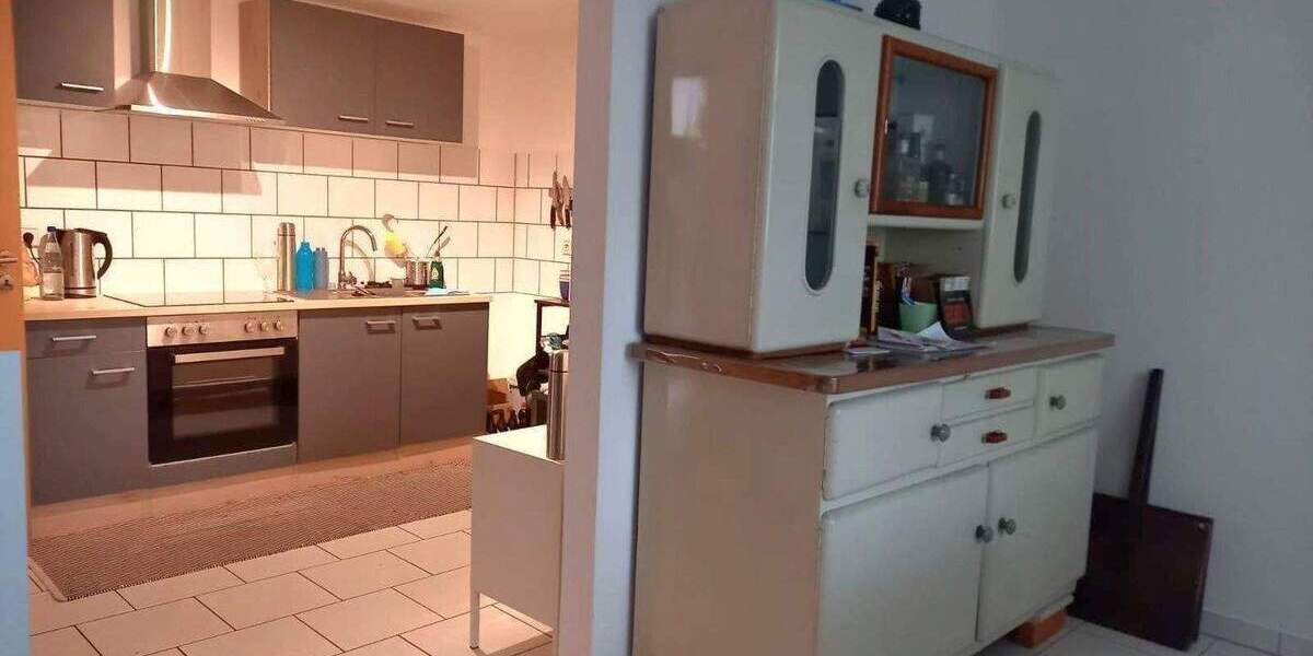 Etagenwohnung Sankt Ingbert St. Ingbert - 7 Zimmer, 200 m&sup2;, 329.000&euro; | Angebot:26787741
