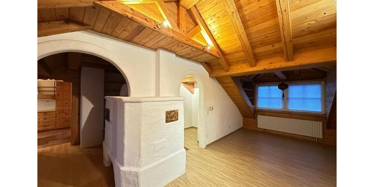 Dachgeschoßwohnung Pirmasens Niedersimten - 3 Zimmer, 102 m&sup2;, 750&euro; | Angebot:25148582