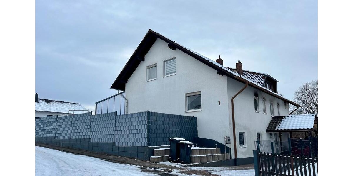 Einfamilienhaus Waldmohr - 7 Zimmer, 360 m&sup2;, 500.000&euro; | Angebot:26392750