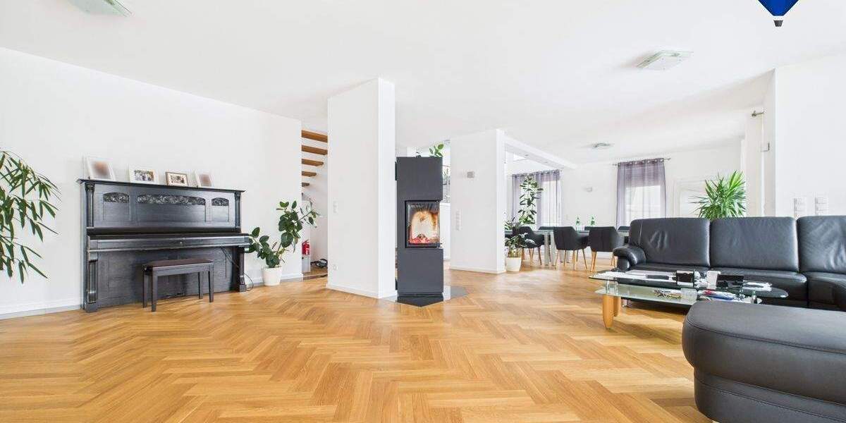 Einfamilienhaus Neunkirchen Kohlhof - 7 Zimmer, 330 m&sup2;, 1.250.000&euro; | Angebot:25798045