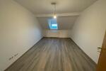 Dachgeschoßwohnung Neunkirchen - 2 Zimmer, 70 m&sup2;, 470&euro; | Angebot:25254534