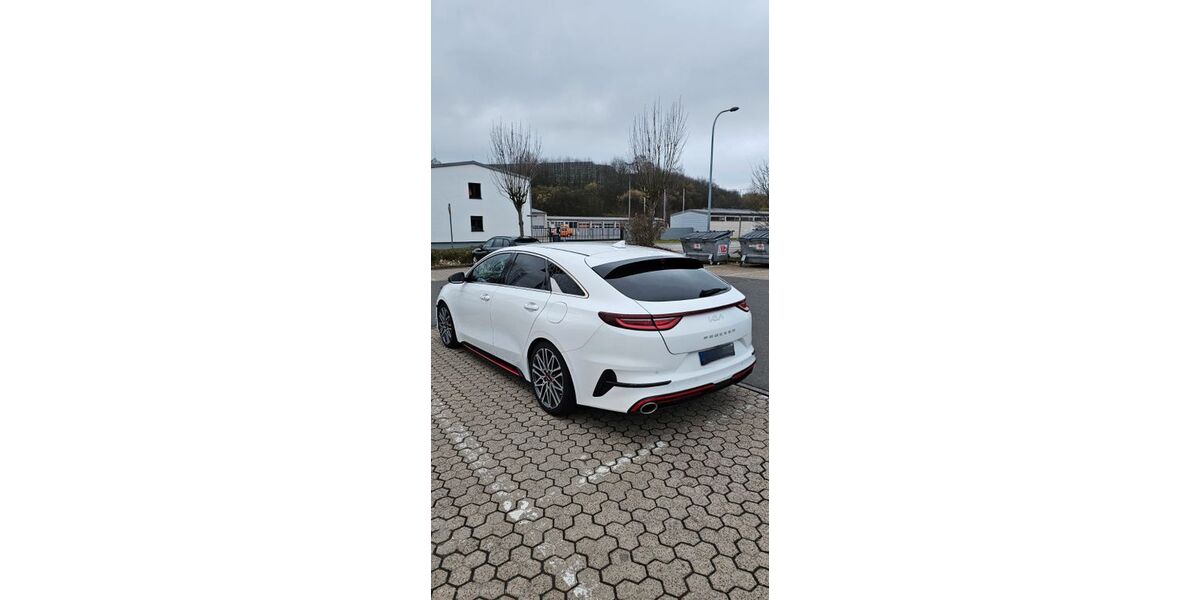 Kia pro ceed / ProCeed 46.000 km 25.900 &euro; Ottweiler 66564