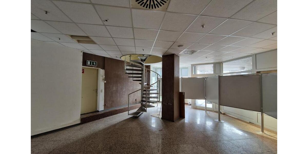 Gewerbeobjekt Homburg - 2.200&euro; | Angebot:23853116