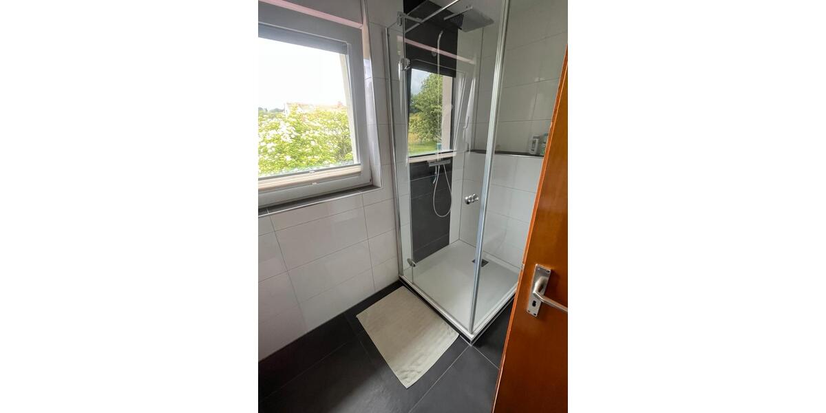 Einfamilienhaus Freisen - 10 Zimmer, 180 m&sup2;, 349.000&euro; | Angebot:25988432