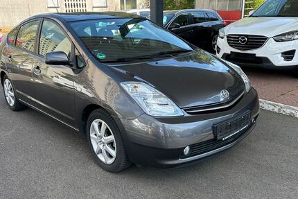 Toyota Prius 142.000 km 5.999 &euro; Neunkirchen/Wellesweiler 66539