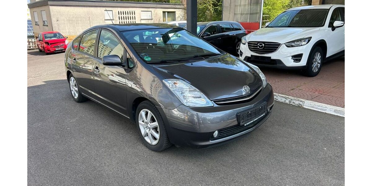 Toyota Prius 142.000 km 5.999 &euro; Neunkirchen/Wellesweiler 66539