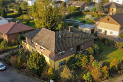 Haus Battweiler - 8 Zimmer, 229 m&sup2;, 245.000&euro; | Angebot:25483917