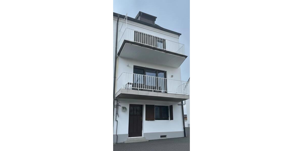 Einfamilienhaus Sankt Ingbert - 5 Zimmer, 85 m&sup2;, 180.000&euro; | Angebot:25364592