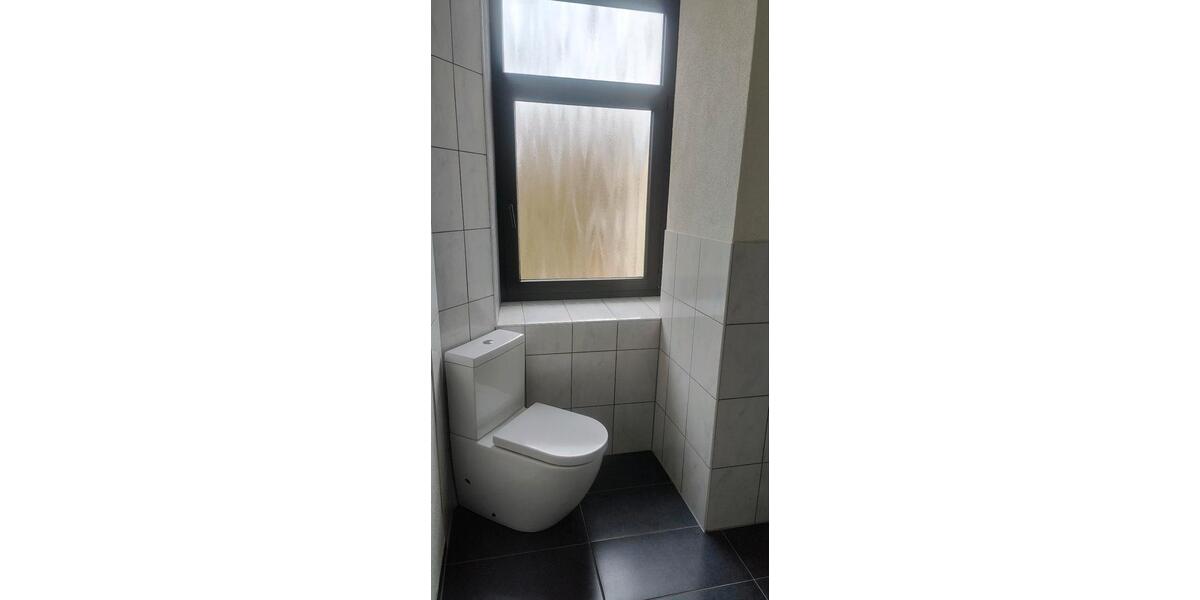 Erdgeschoßwohnung Breitenbach - 2 Zimmer, 84 m&sup2;, 125.000&euro; | Angebot:26271312