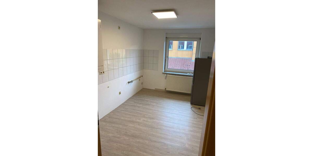 Etagenwohnung Pirmasens Innenstadt - 3 Zimmer, 59 m&sup2;, 460&euro; | Angebot:26155810