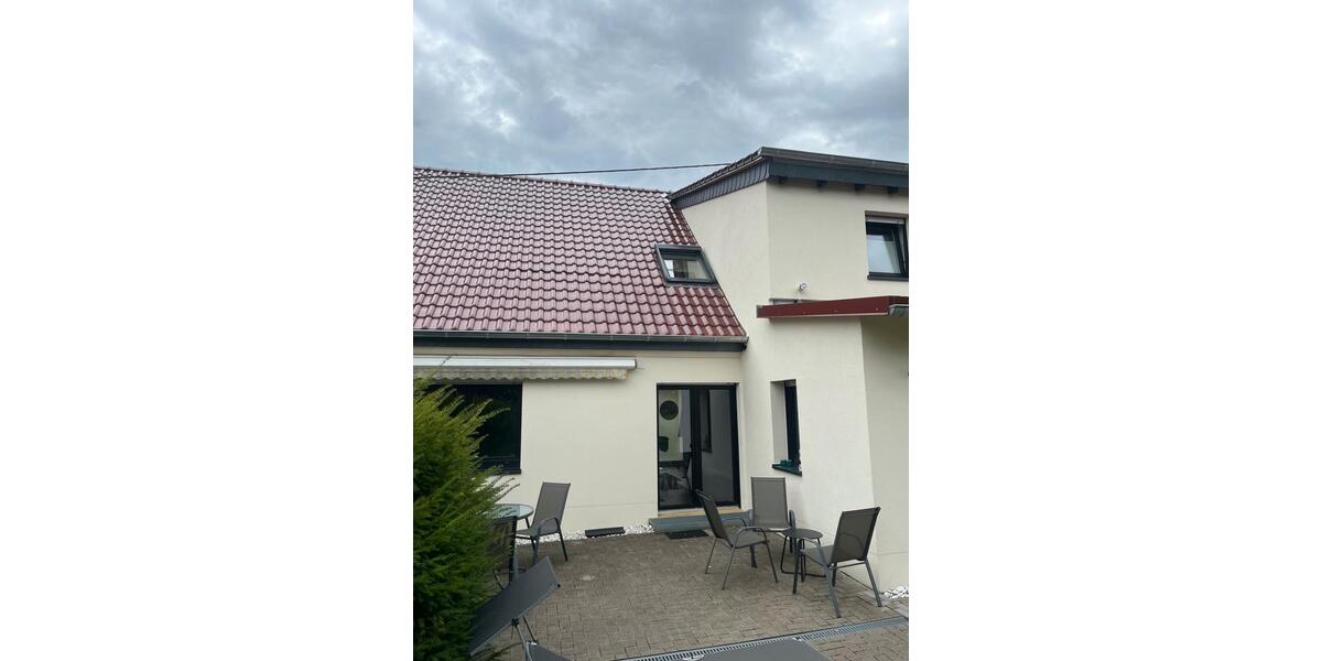 Einfamilienhaus Freisen - 10 Zimmer, 180 m&sup2;, 349.000&euro; | Angebot:25988432