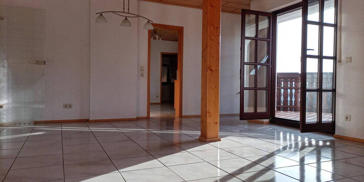 Etagenwohnung Ramstein-Miesenbach Miesenbach - 3 Zimmer, 118 m&sup2;, 260.000&euro; | Angebot:26595215