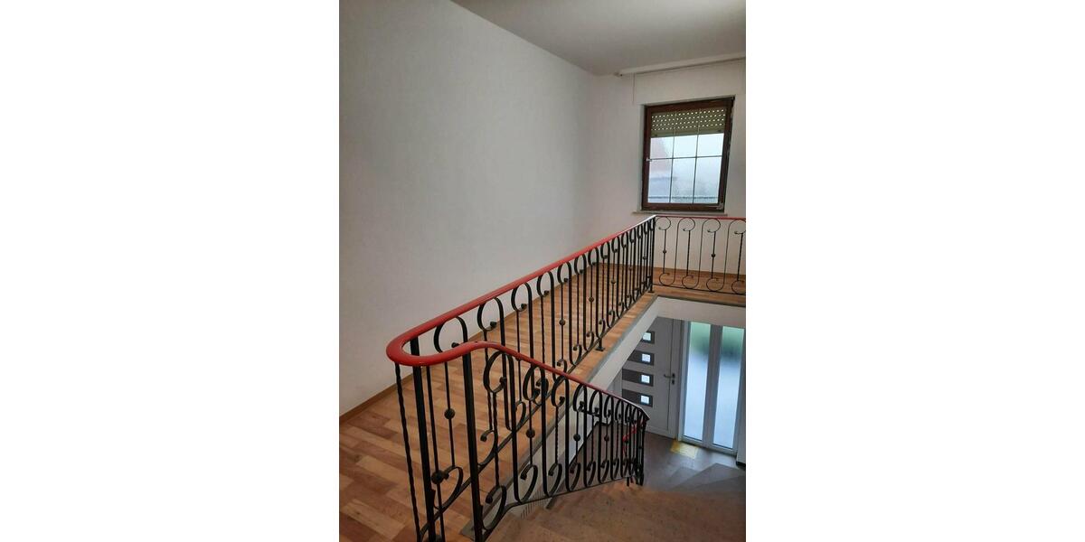Einfamilienhaus Bechhofen - 4 Zimmer, 180 m&sup2;, 1.450&euro; | Angebot:26429854