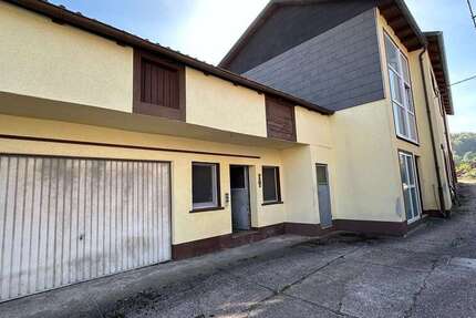 Haus Eppenbrunn - 16 Zimmer, 335 m&sup2;, 299.000&euro; | Angebot:14253807