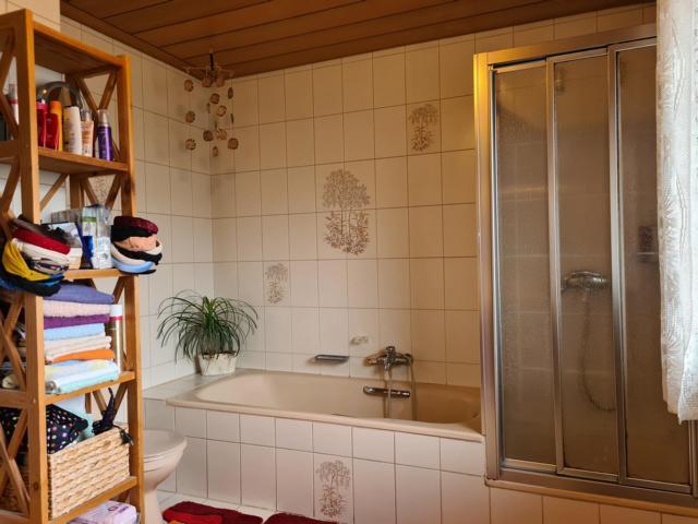 Großzügiges gepflegtes 2-Familienhaus Nähe Schönenberg-Kübelberg - Mehrfamilienhaus, Wohnhaus Schönenberg-Kübelberg | Angebot:26991759