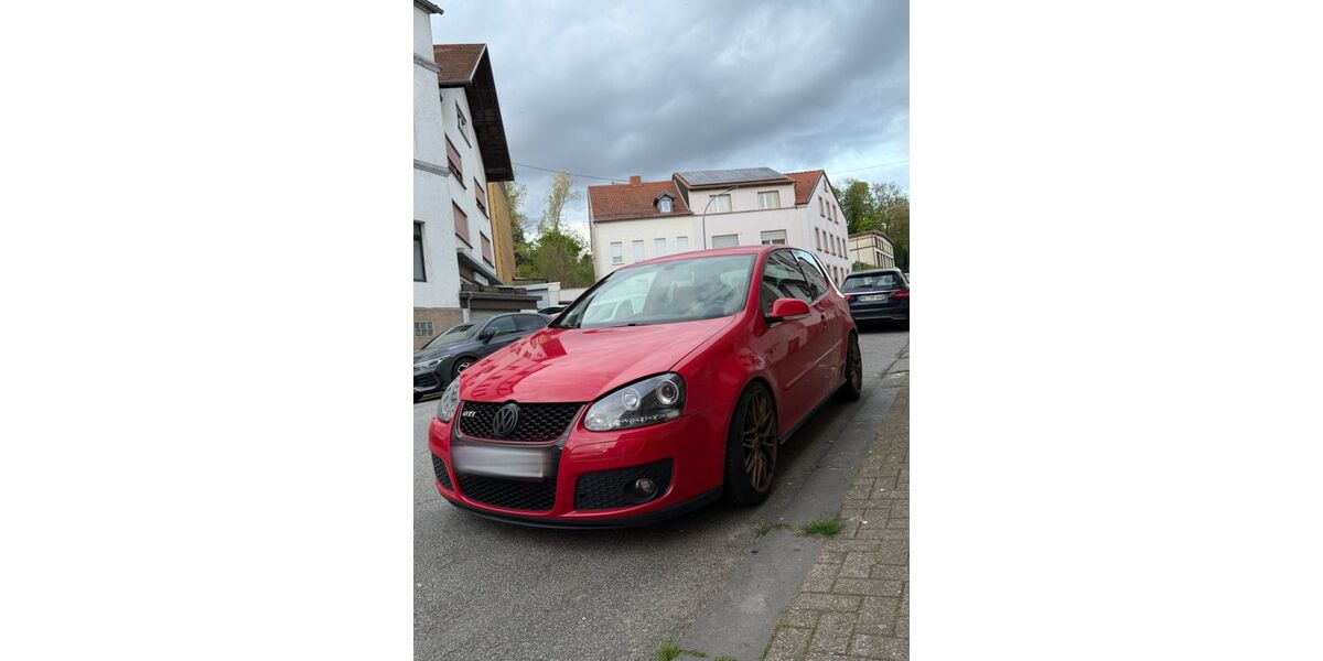 VW Golf 244.107 km 2.700 &euro; Neunkirchen 66538