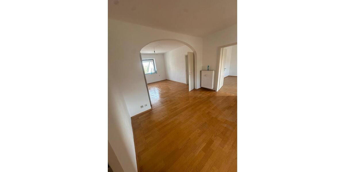 Erdgeschoßwohnung Sankt Ingbert - 3 Zimmer, 80 m&sup2;, 750&euro; | Angebot:25994666