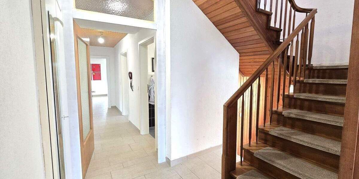 Einfamilienhaus Mandelbachtal Heckendalheim - 8 Zimmer, 180 m&sup2;, 259.000&euro; | Angebot:25677418