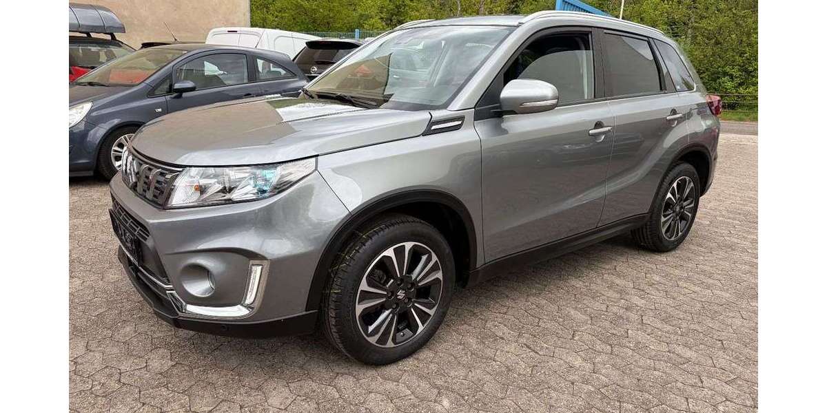 Suzuki Vitara 49.000 km 18.900 &euro; Saarbrücken 66115