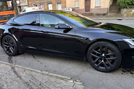 Tesla Model S 61.000 km 62.000 &euro; Saarbrücken 66119