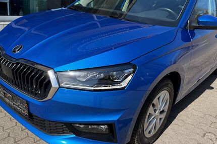 Skoda Fabia 10.000 km 18.600 &euro; Saarbrücken 66115