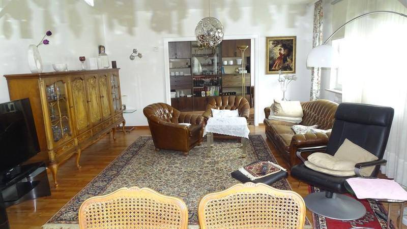 Einfamilienhaus Illingen Hüttigweiler - 8 Zimmer, 189 m&sup2;, 254.000&euro; | Angebot:25741611