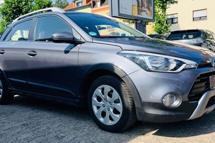 Hyundai i20 47.000 km 10.200 &euro; Saarbrücken 66115