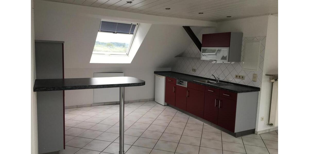 Dachgeschoßwohnung Saarbrücken St. Arnual - 2.5 Zimmer, 78 m&sup2;, 620&euro; | Angebot:26036137