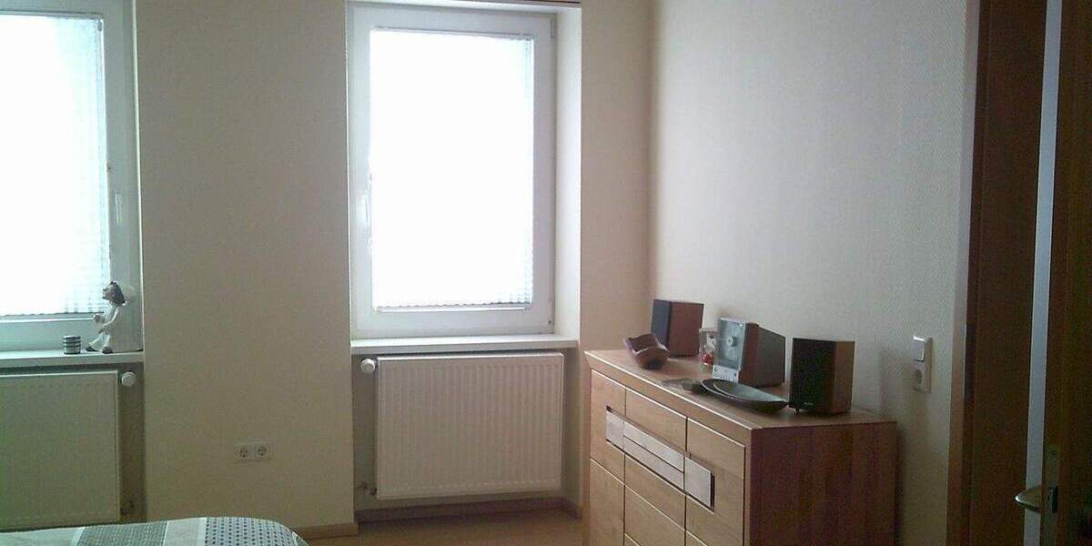 Einfamilienhaus Kirkel Kirkel-Neuhäusel - 3 Zimmer, 120 m&sup2;, 250.000&euro; | Angebot:26043507