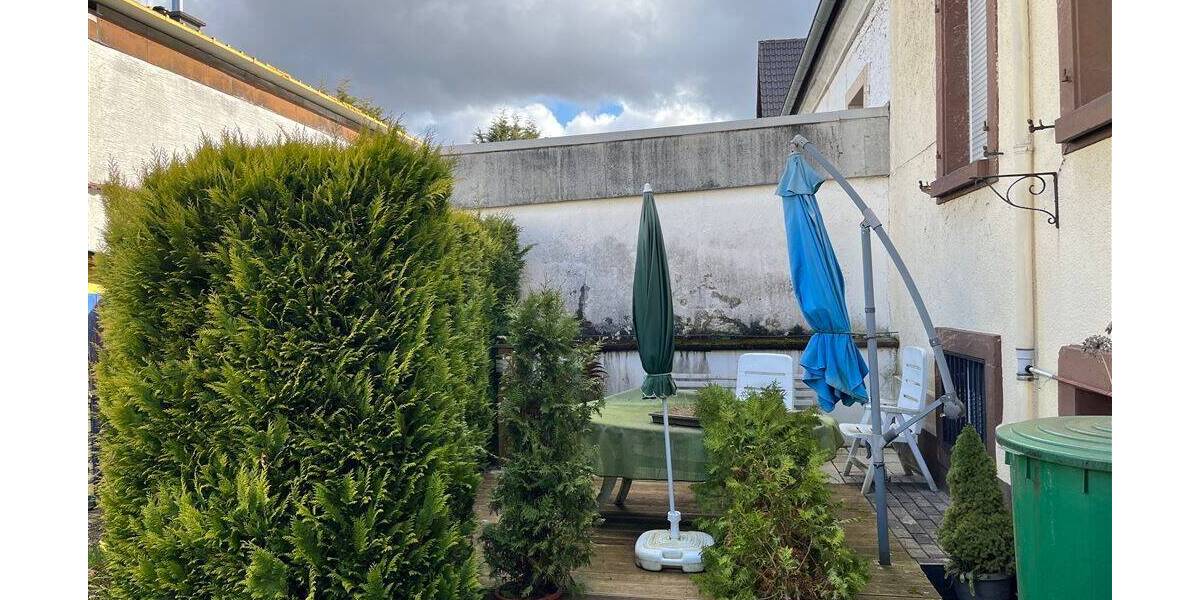 Mehrfamilienhaus, Wohnhaus Landstuhl - 5 Zimmer, 121 m&sup2;, 155.000&euro; | Angebot:26016168