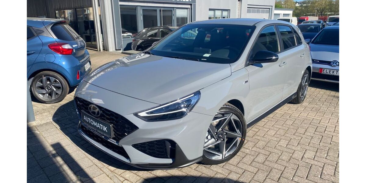 Hyundai i30 2.500 km 27.770 &euro; Zweibrücken 66482