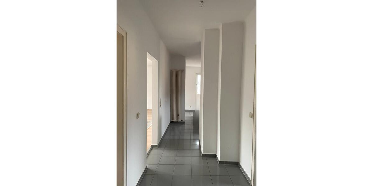Etagenwohnung Saarbrücken Malstatt - 2 Zimmer, 72 m&sup2;, 720&euro; | Angebot:26038550