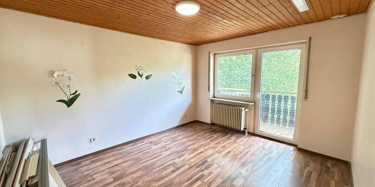 Mehrfamilienhaus, Wohnhaus Saarbrücken / Bischmisheim Bischmisheim - 7 Zimmer, 170 m&sup2;, 245.000&euro; | Angebot:25668691