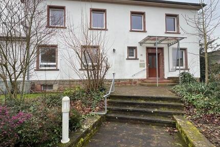 Haus Zweibrücken - 9 Zimmer, 251 m&sup2;, 1.790&euro; | Angebot:25980405