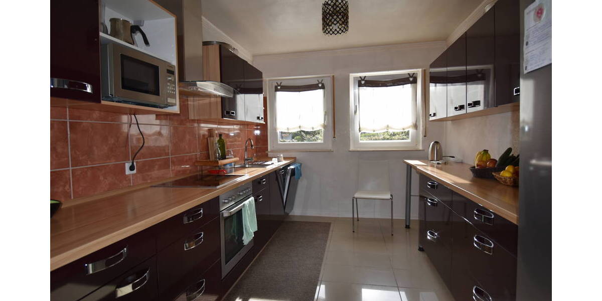 Einfamilienhaus Pirmasens Innenstadt - 7 Zimmer, 235 m&sup2;, 399.000&euro; | Angebot:25799105