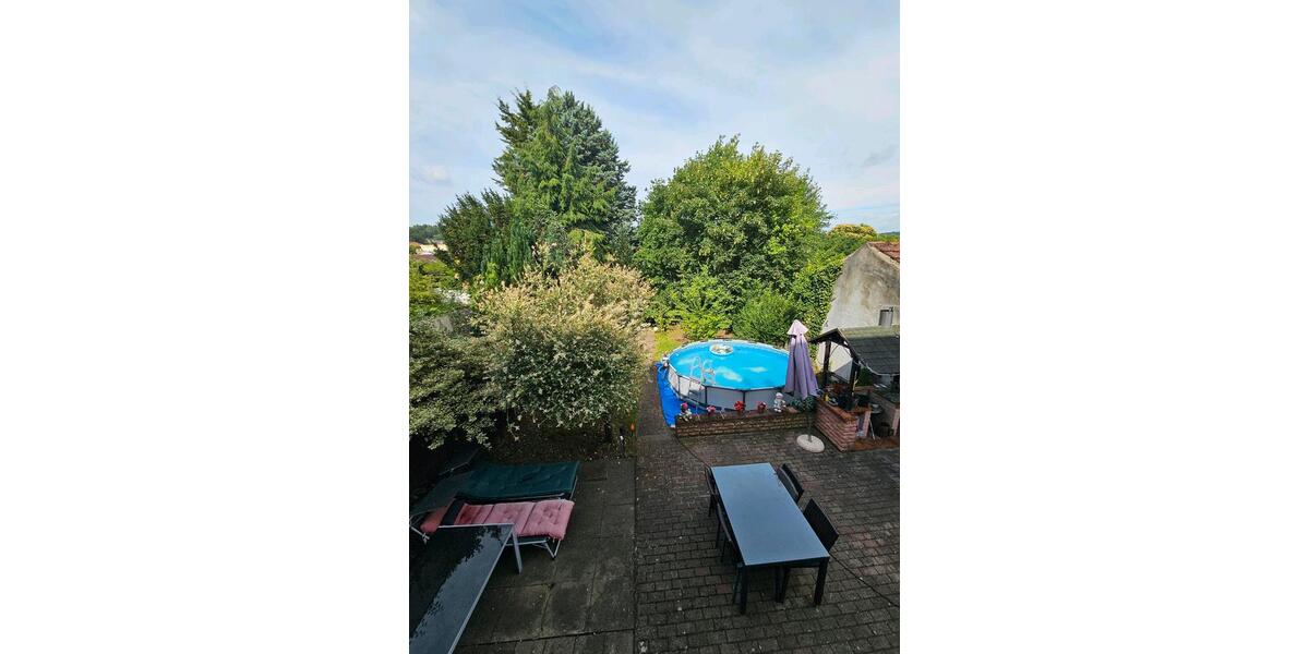 Einfamilienhaus Saarbrücken Dudweiler - 7 Zimmer, 170 m&sup2;, 350.000&euro; | Angebot:23726722