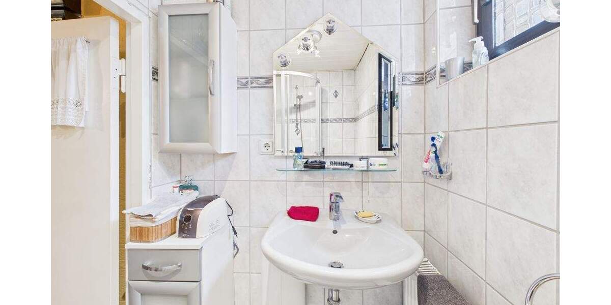 Einfamilienhaus Quierschied - 4 Zimmer, 87 m&sup2;, 148.000&euro; | Angebot:25687890