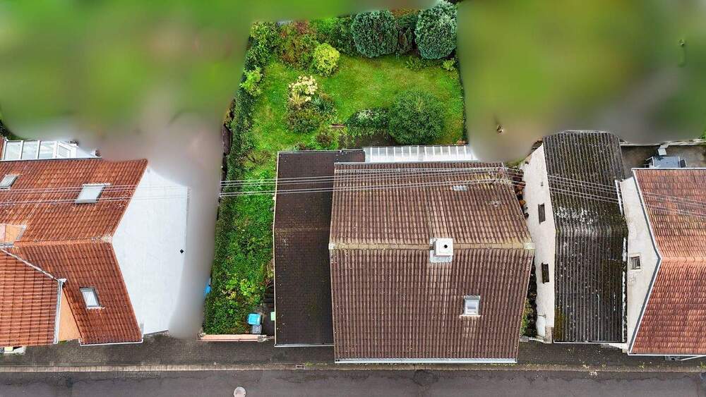 Einfamilienhaus Illingen - 7 Zimmer, 105 m&sup2;, 155.000&euro; | Angebot:25801738