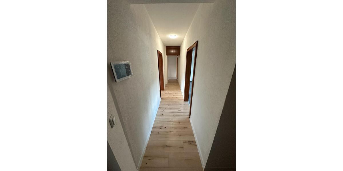 Dachgeschoßwohnung Marpingen - 3 Zimmer, 90 m&sup2;, 730&euro; | Angebot:26021107