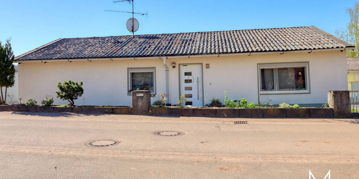 Bungalow Kollweiler - 3 Zimmer, 95 m&sup2;, 189.000&euro; | Angebot:25739645