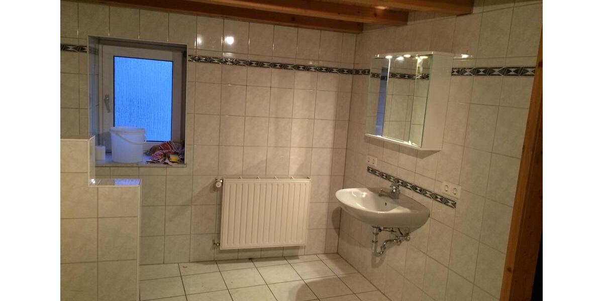 Etagenwohnung Pfeffelbach - 5 Zimmer, 95 m&sup2;, 500&euro; | Angebot:25873813