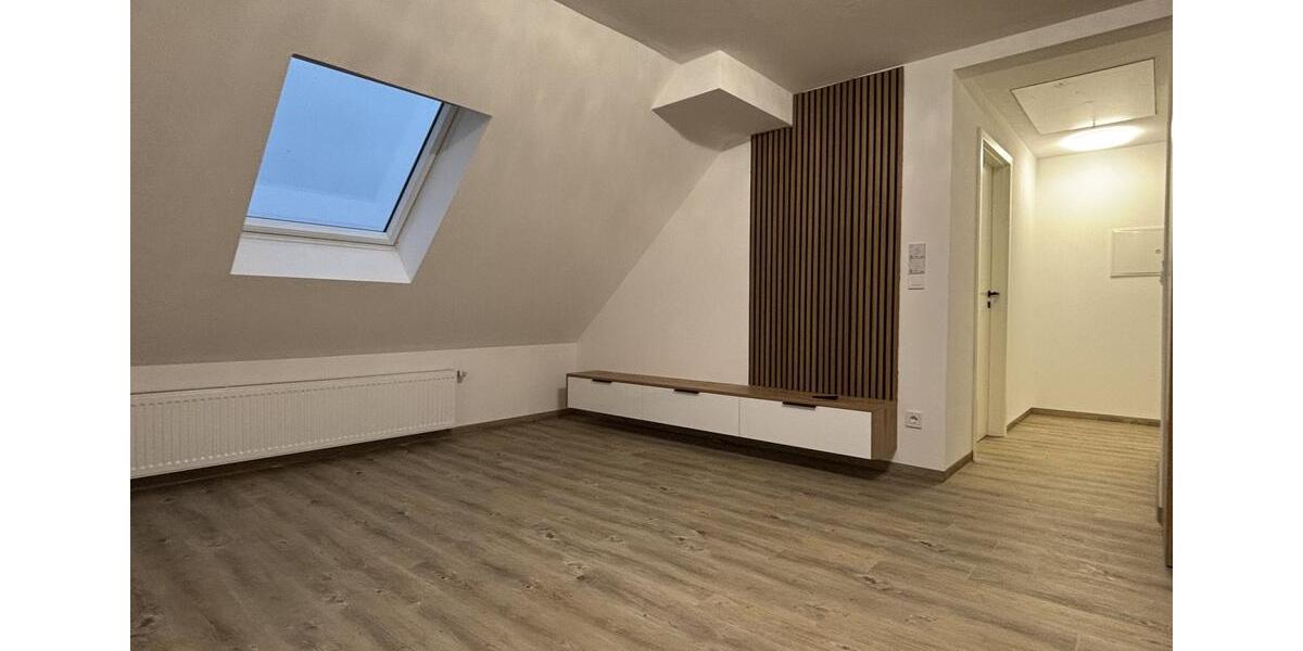 Etagenwohnung Homburg - 2 Zimmer, 40 m&sup2;, 700&euro; | Angebot:25400432
