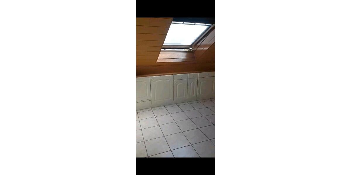 Dachgeschoßwohnung Eppelborn - 1 Zimmer, 60 m&sup2;, 500&euro; | Angebot:25350181